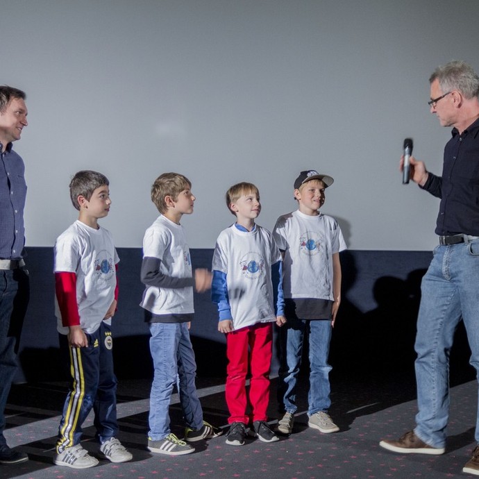 Bilder vom SchulFilmFest 2015 (vergrößerte Bildansicht wird geöffnet)