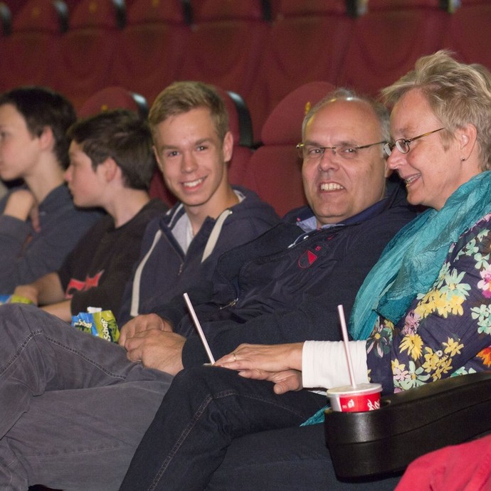 Bilder vom SchulFilmFest 2015 (vergrößerte Bildansicht wird geöffnet)