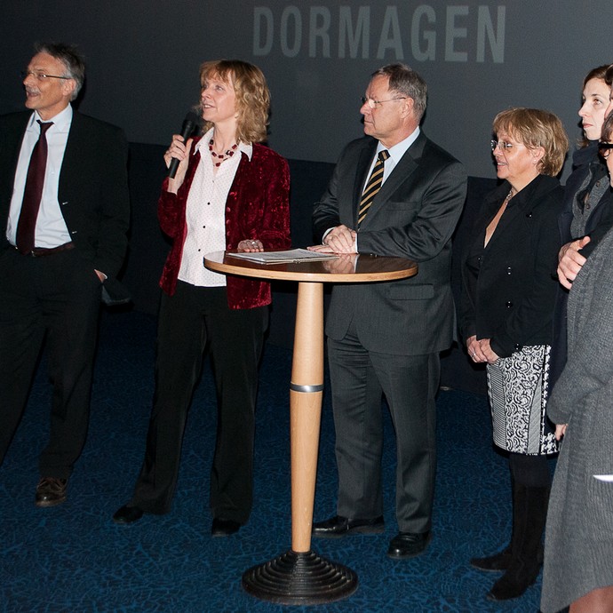 None (vergrößerte Bildansicht wird geöffnet)