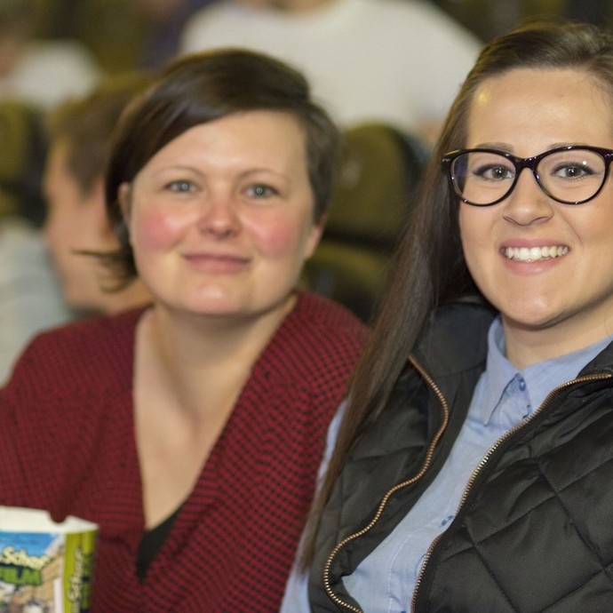 Bilder vom SchulFilmFest 2015 (vergrößerte Bildansicht wird geöffnet)